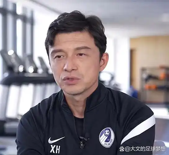 谢晖预言国足崛起触动转会市场，海港申花暗战归化新核